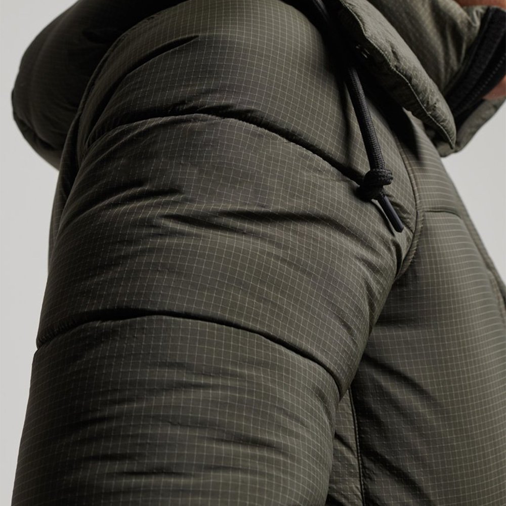 New Custom Design Men's Long Puffer Jacket High Quality down Fabric Fur Decoration Hooded Collar Thin Breathable-Wholesale Price