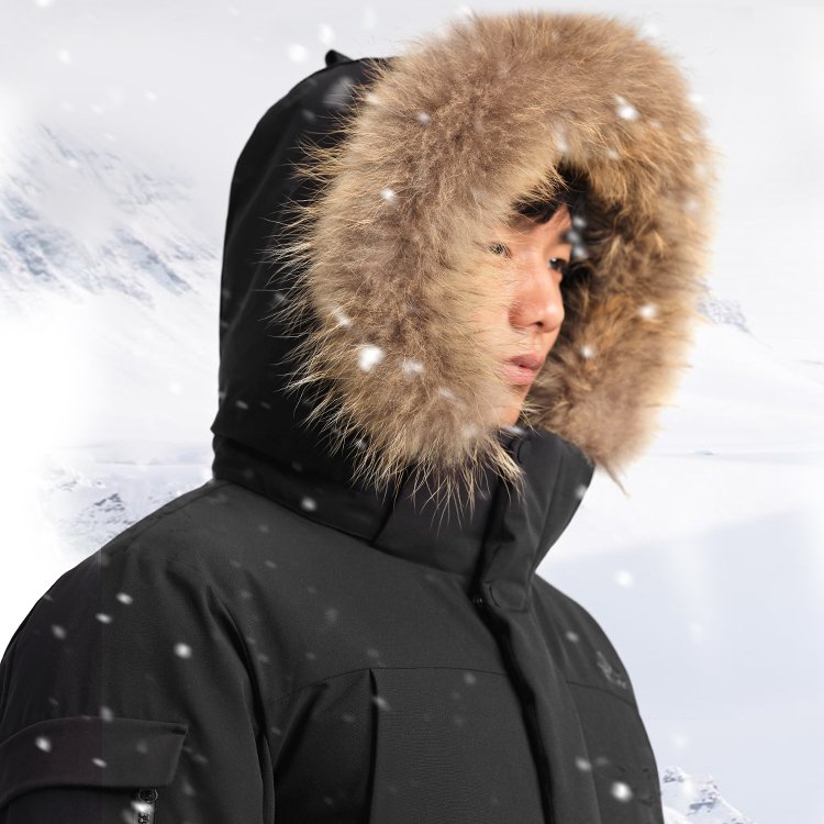 custom most popular winter warm outdoor sports 650 filling high quality down man black with fur hood men's parka jacket