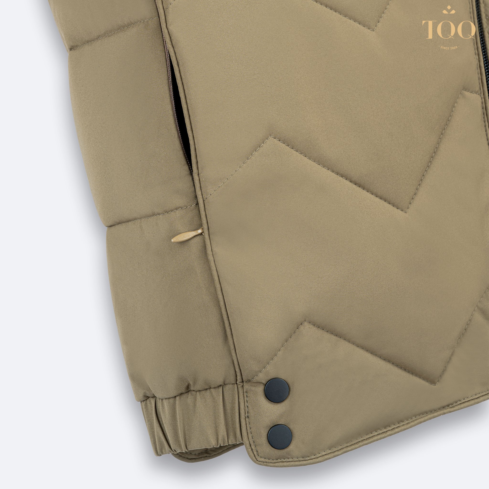 Style 100% Polyester winter jacket for men Stretch Puffer Jacket with Detachable Hood in Khaki Casual