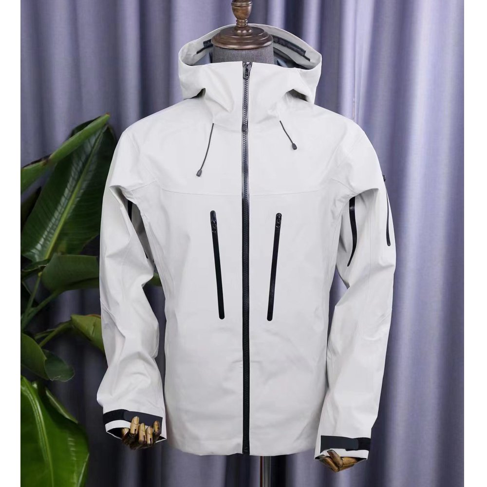 Outdoor Hard Shell Jacket 10000mm Windproof Waterproof Jacket for Wholesale Spring and Autumn High Performance 3L