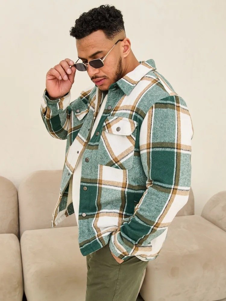Men's new jacket with flannel long sleeved collar and loose fitting pocket men's jacket