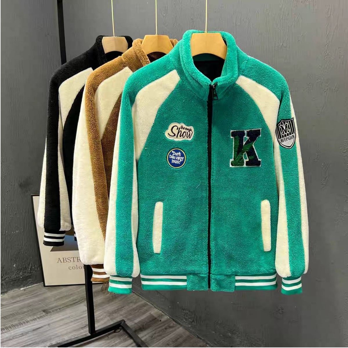 hot sale Varsity Jacket Custom Logo Fashionable Individuality Applique Cloth Embroidery Baseball Coat Buttons Jacket