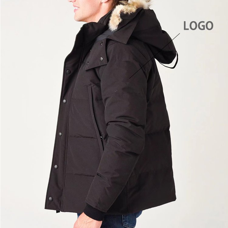 Men's High Quality Winter Coat Canada Wyndham Coyote Fur Trim Hooded Down Jacket Male Quilted Puffer Jacket
