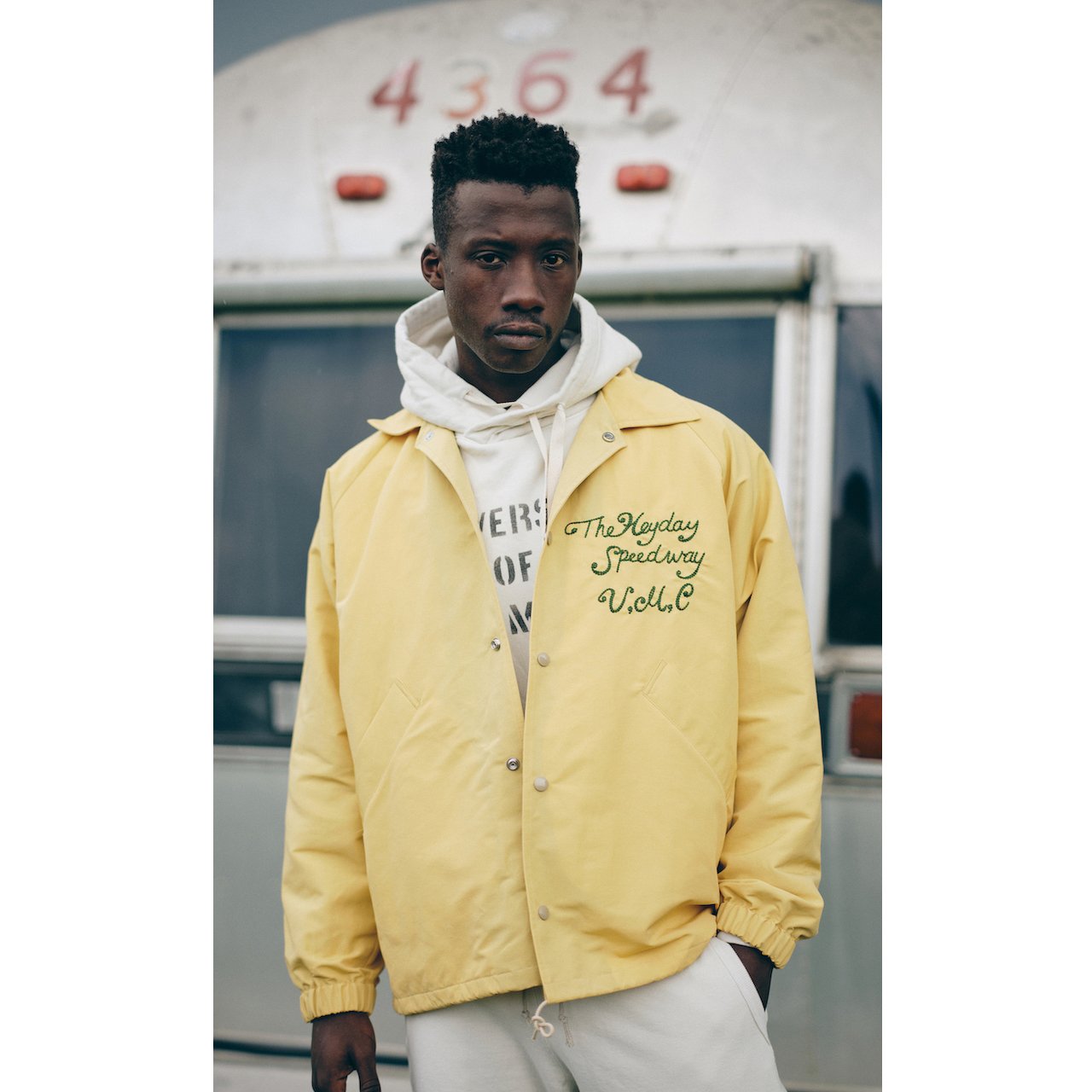 Japanese Stitching Fashion Outerwear Men Logo Custom Embroidered Bomber Jacket