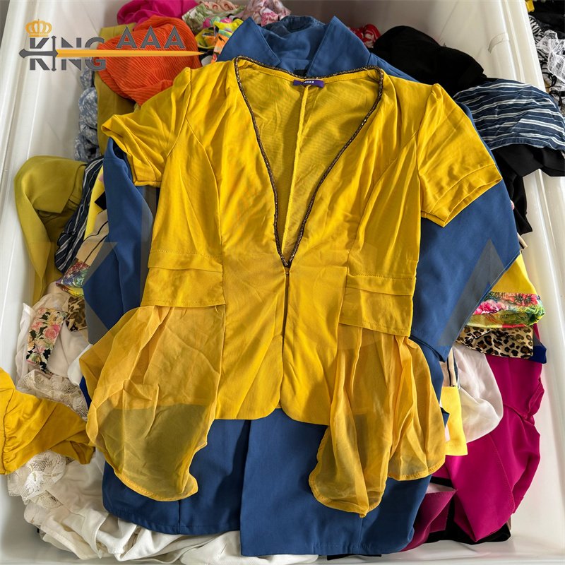 Second Hand Jacket Mixed Bales Container Women clothes Bales Used Clothes used varsity jacket