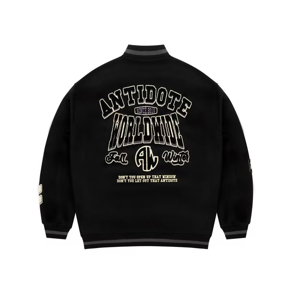 High Quality Men's Street Style Casual Stand Collar Baseball Jacket Winter Loose Embroidered Varsity Jacket For Men
