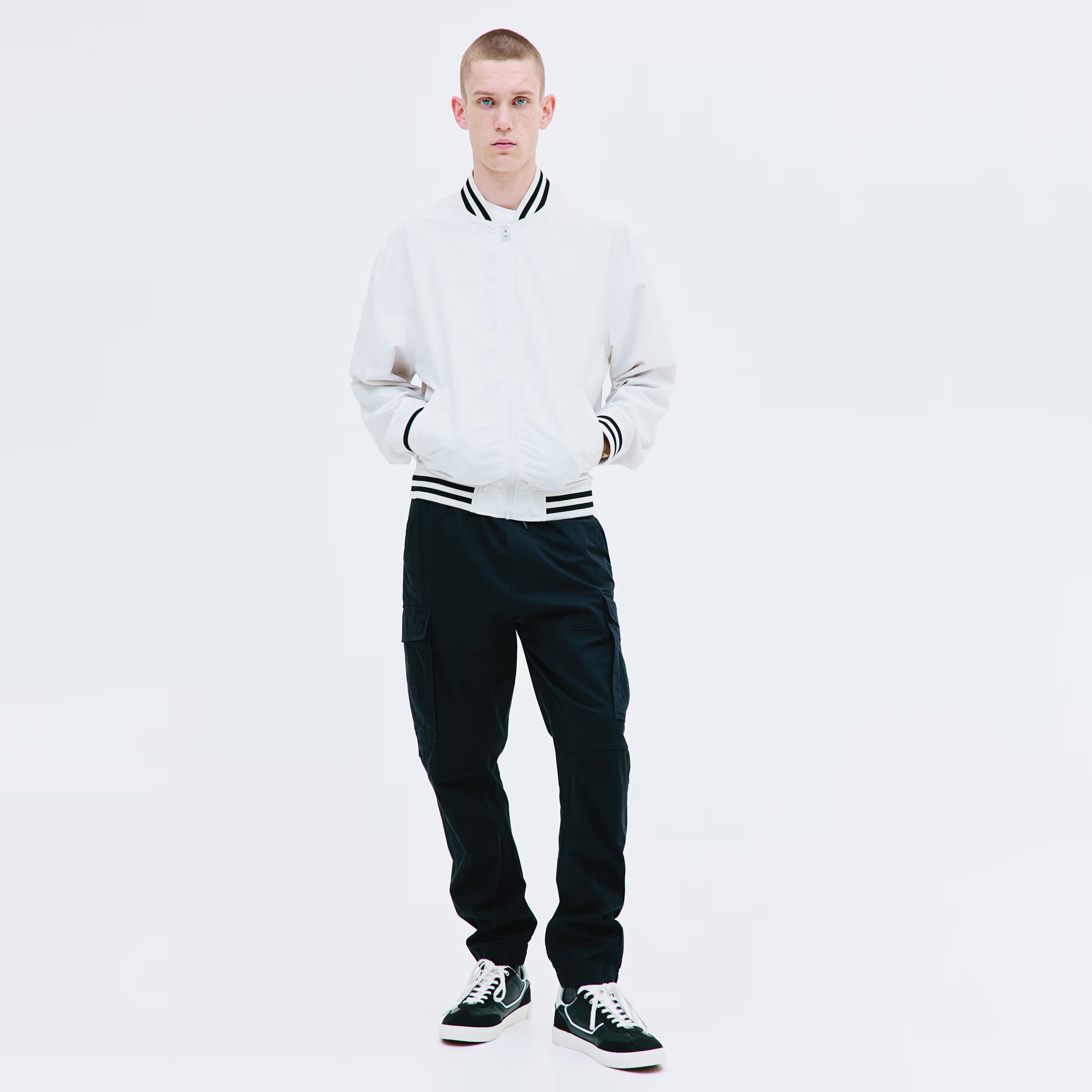Wholesale Men's Winter Professional Sports Bomber Jacket Top Men's New Design Custom Logo Stand Reversible Fabric Low Price