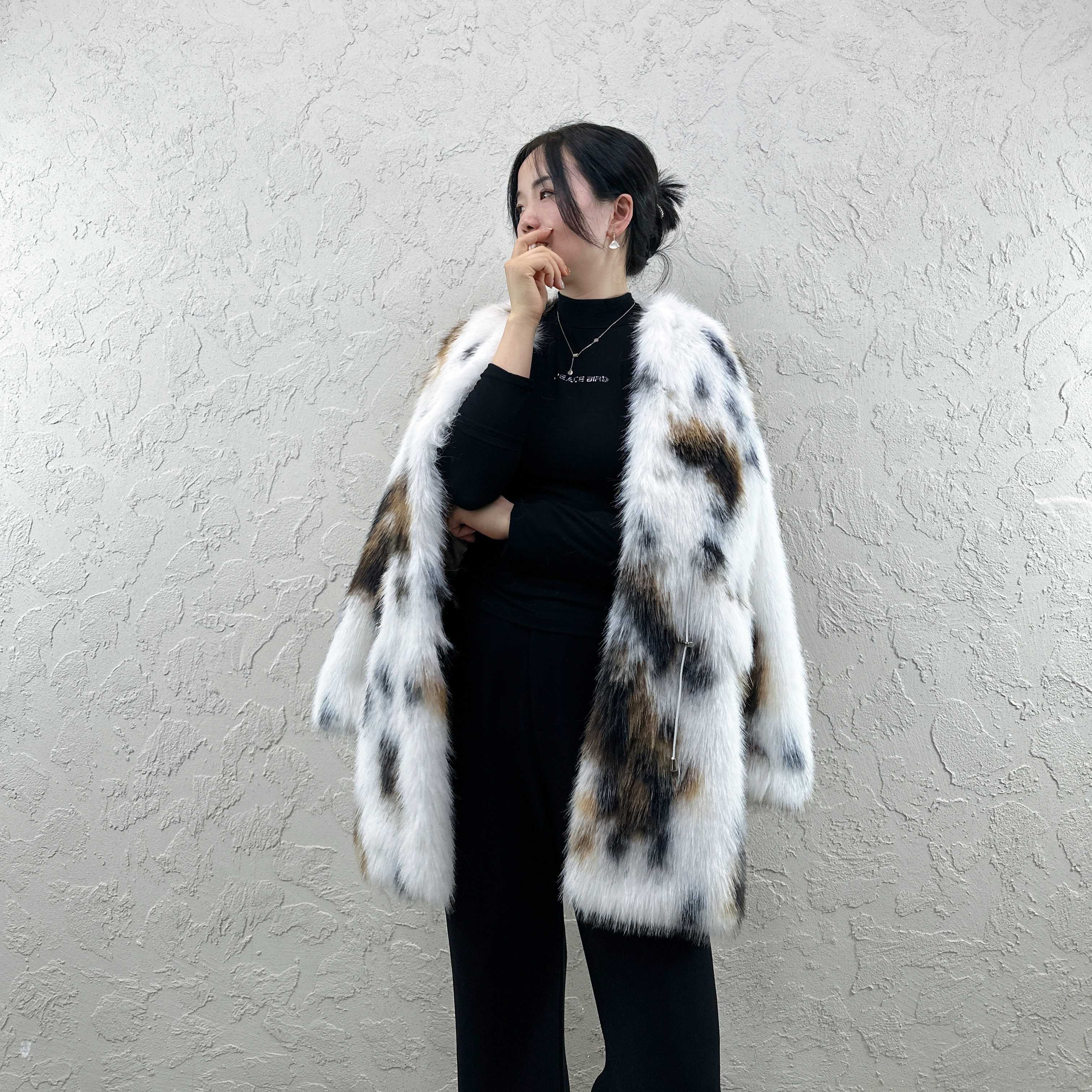 Wholesale High Quality 2024 Winter Coat Women Long Fur Faux Fur Coat Women Long Style Faux Fur Coat For Girl Lady