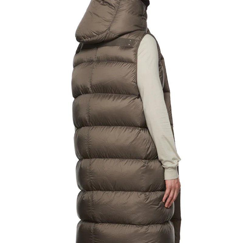 OEM Sleeveless Webbing Strap Down-filled Quilted Puffer Hooded Long Vest Men