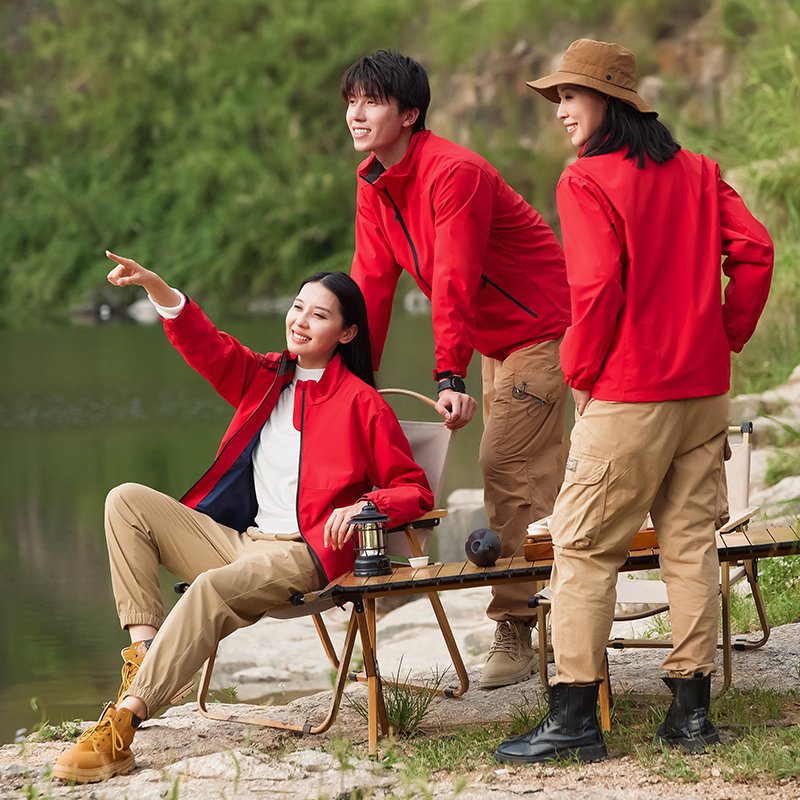 High Quality Wholesale Men's Safari Hooded Jacket Windproof Climbing Jacket for Men Custom Size Men's Jacket