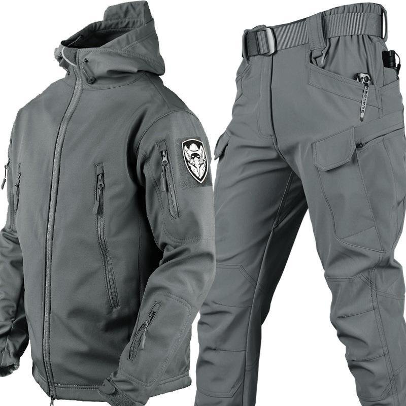 Lightweight Men's Urban Tactical Soft Shell Jacket Sharkskin Windproof Waterproof Outdoor Warm Camouflage Velvet Thickened