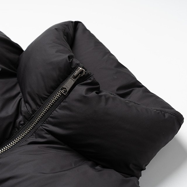 Regular Length 100% Polyester Puffer Jacket Smart Casual Sustainable Waterproof Down Jacket For Men