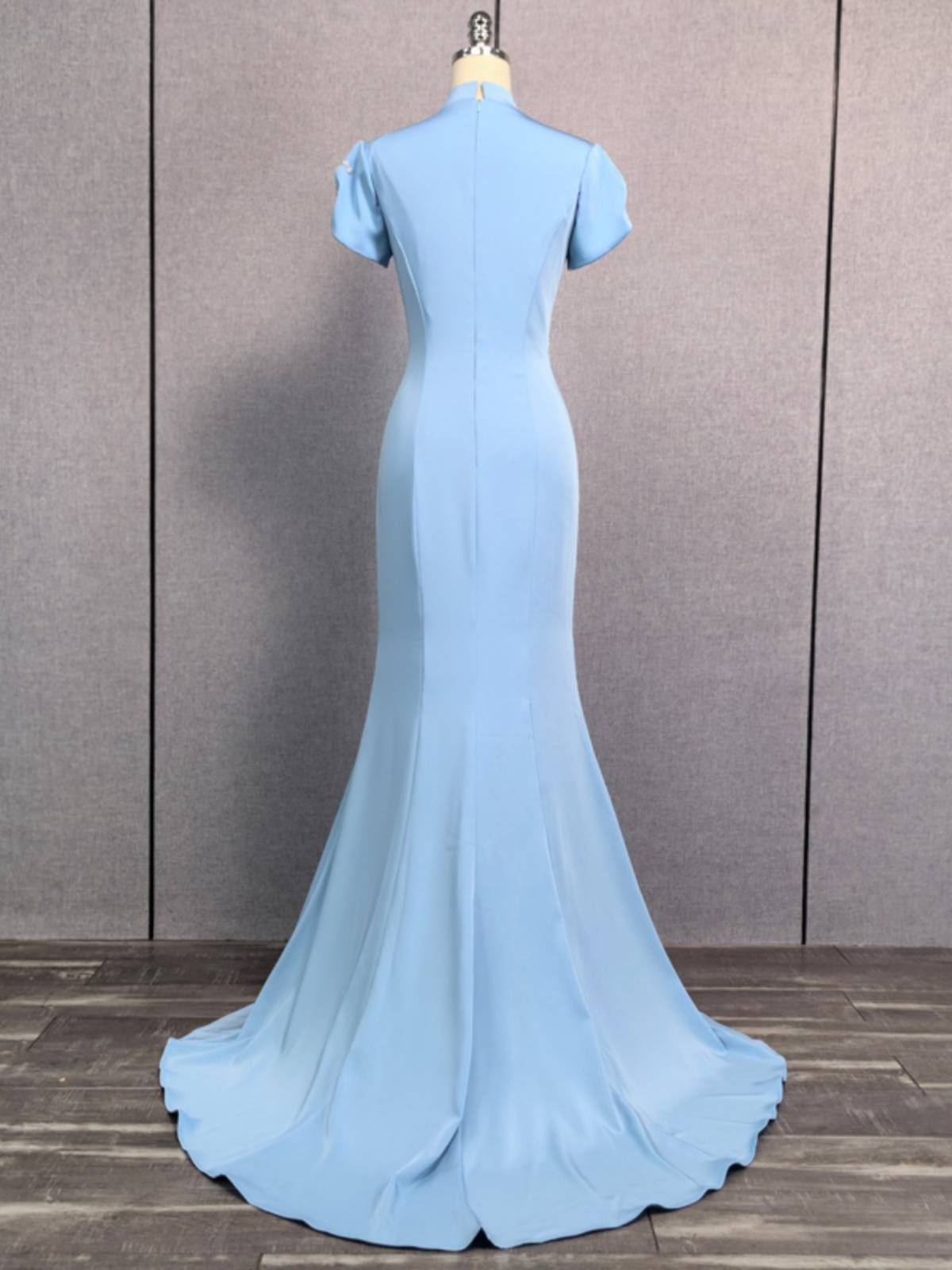 High -end improved fish tail show cheongsam