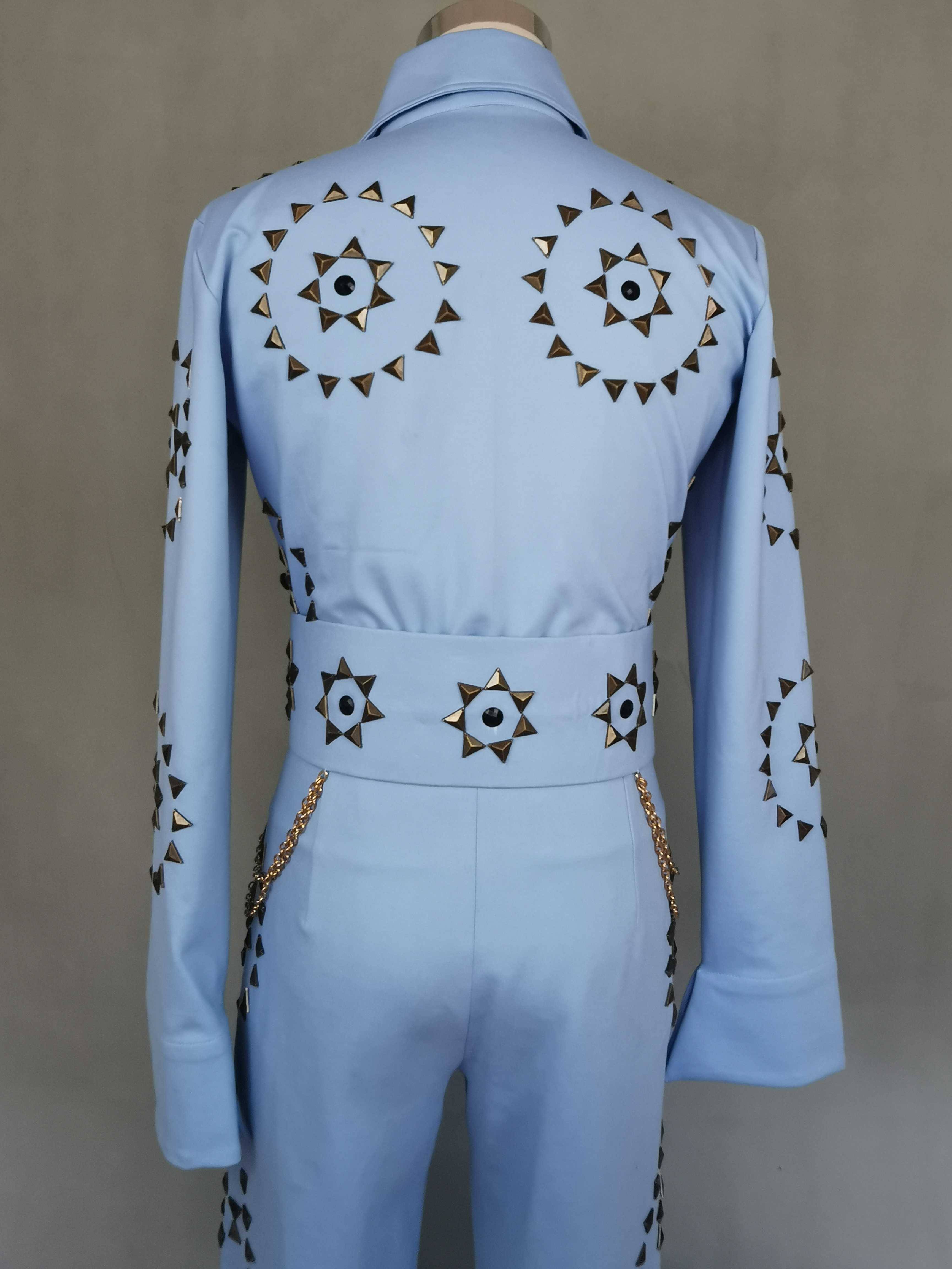 Aiyi tailor -made net red wearing Elvis imitation performance clothing, the company's annual meeting performance clothing