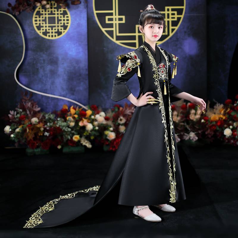 Rental girl black gold cloak China