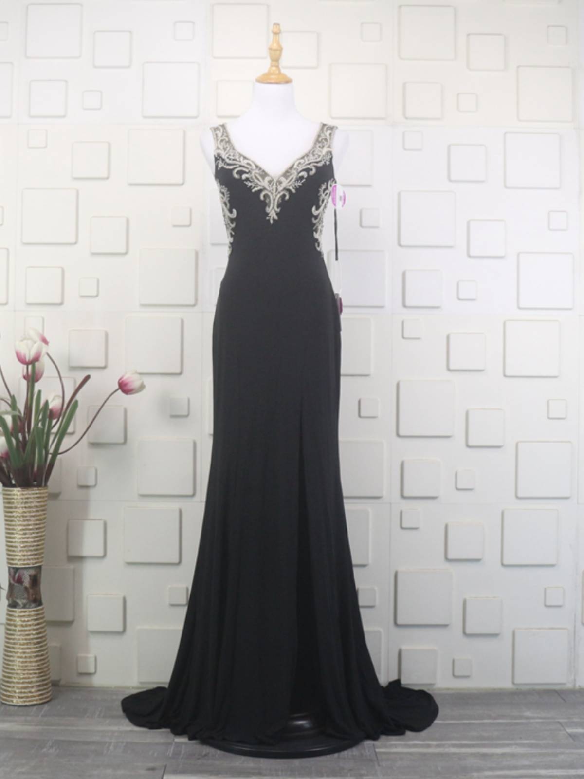 Black knitted evening dress 2023 new model is thin