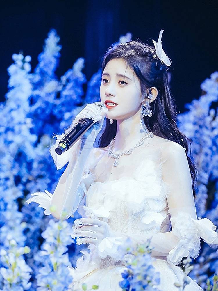 Ju Jingying's same high -end celebrity birthday skirt dress