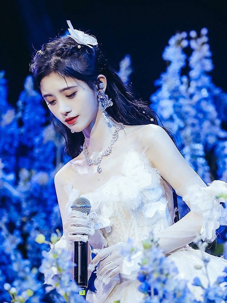 Ju Jingying's same high -end celebrity birthday skirt dress