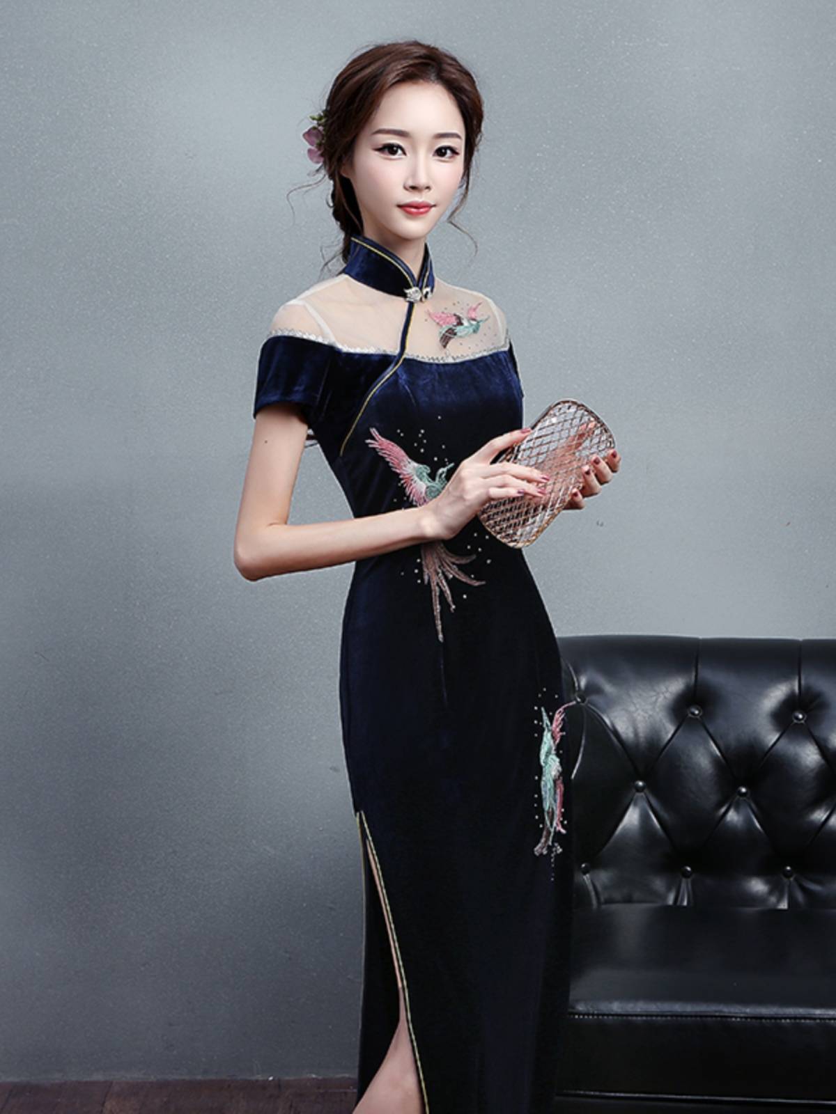 High -end catwalk cheongsam skirt performed women's velvet improvement