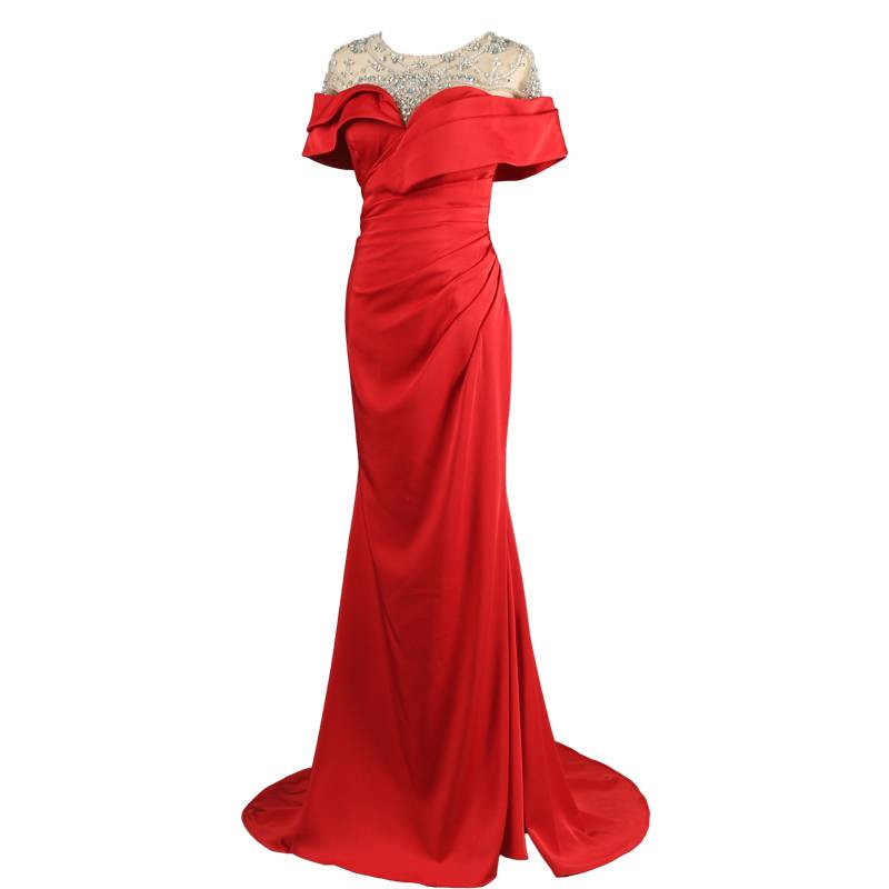 The new dress is sweet and waist and thinner, the host customized