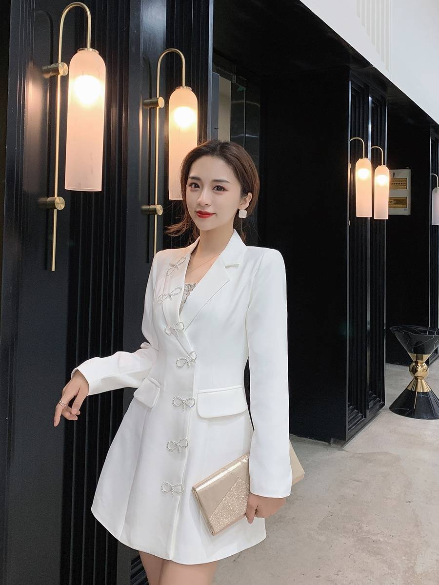 New celebrities can wear birthday evening dresses