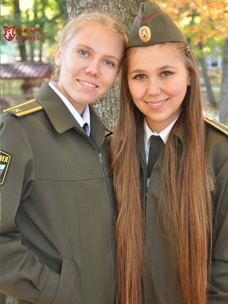 Original Russian officer often served jackets in the Cold War era