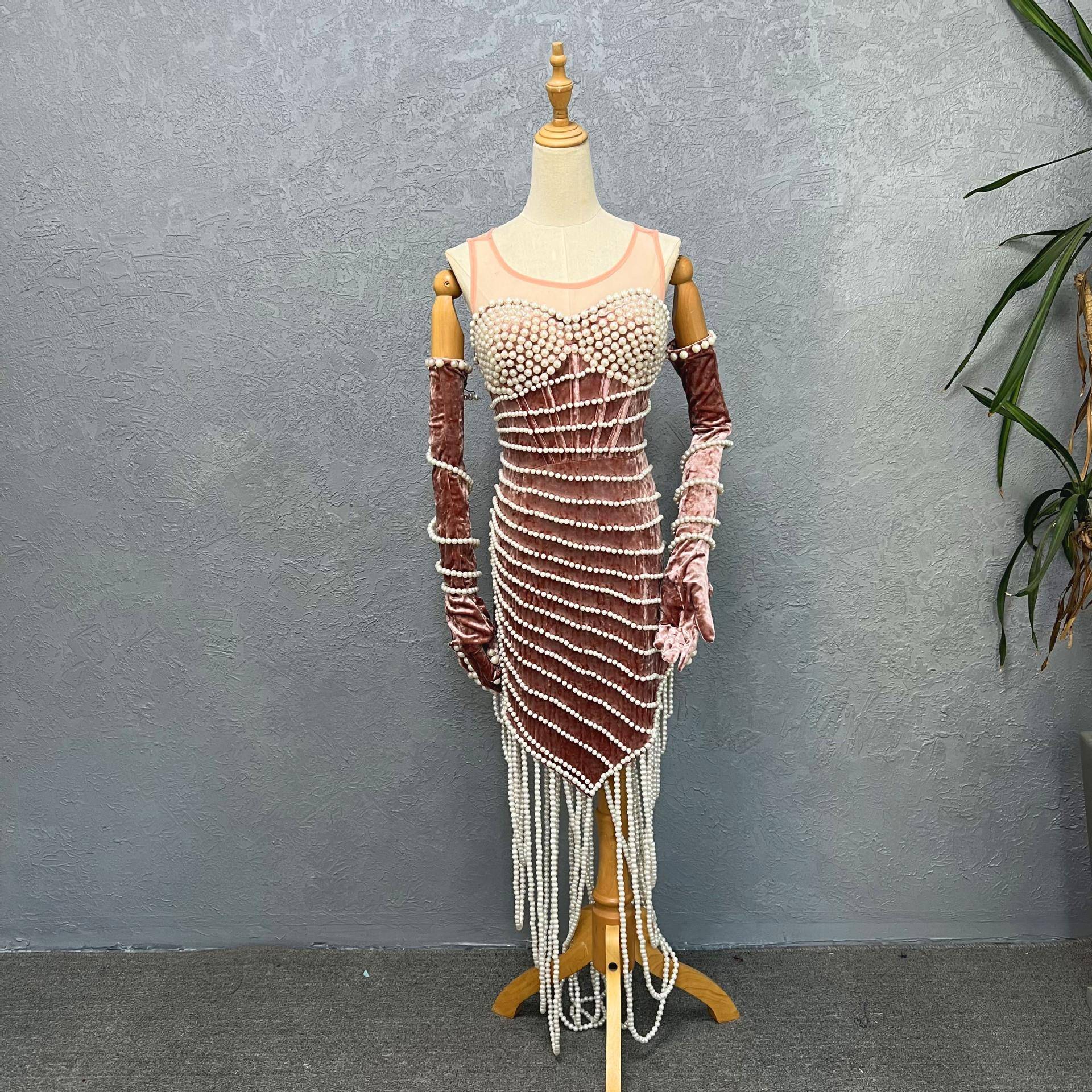 Source handmade beaded gloves CUSTOM party performance service evening dress Africa European and American sexy women's clothing