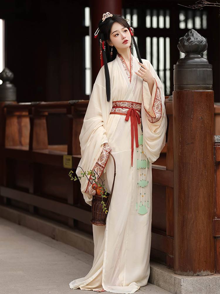 Warring States robe Hanfu Dragon Tail straight daily court style