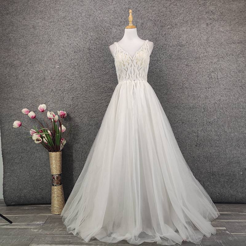 White Perspective Nets Fantasy Puff Skirts are thinner