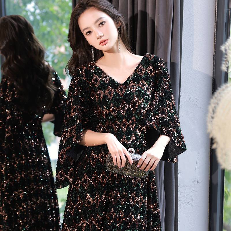 Large -size light luxury high -end evening dress female fat MM200 pound banquet annual performance host 2024 new sequins