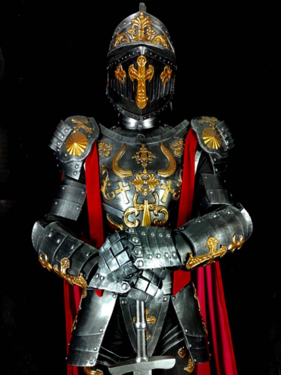 Cavaliers clothing men a full set of medieval royal armor