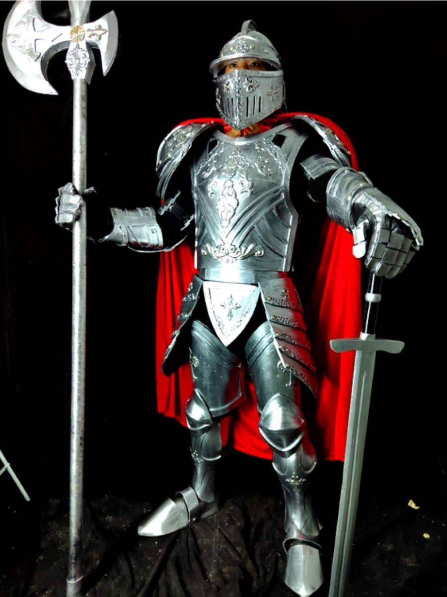 Cavaliers clothing men a full set of medieval royal armor