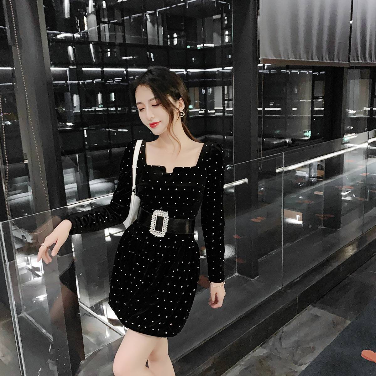Evening service light luxury niche high -end banquet temperament high -level temperament