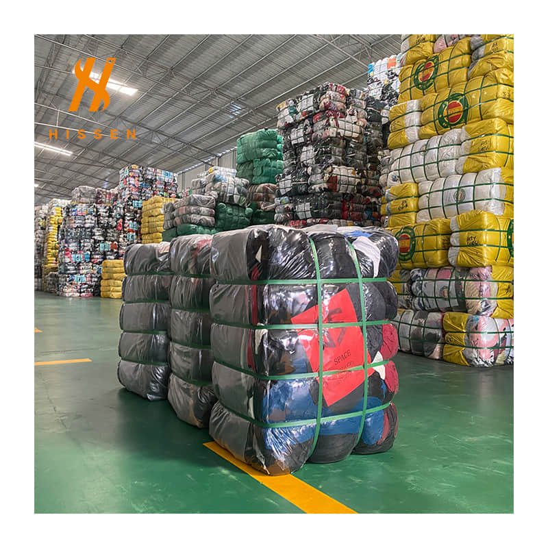 Wholesale of cheap old clothes high-quality and clean second-hand clothes contracted by factories for shipment