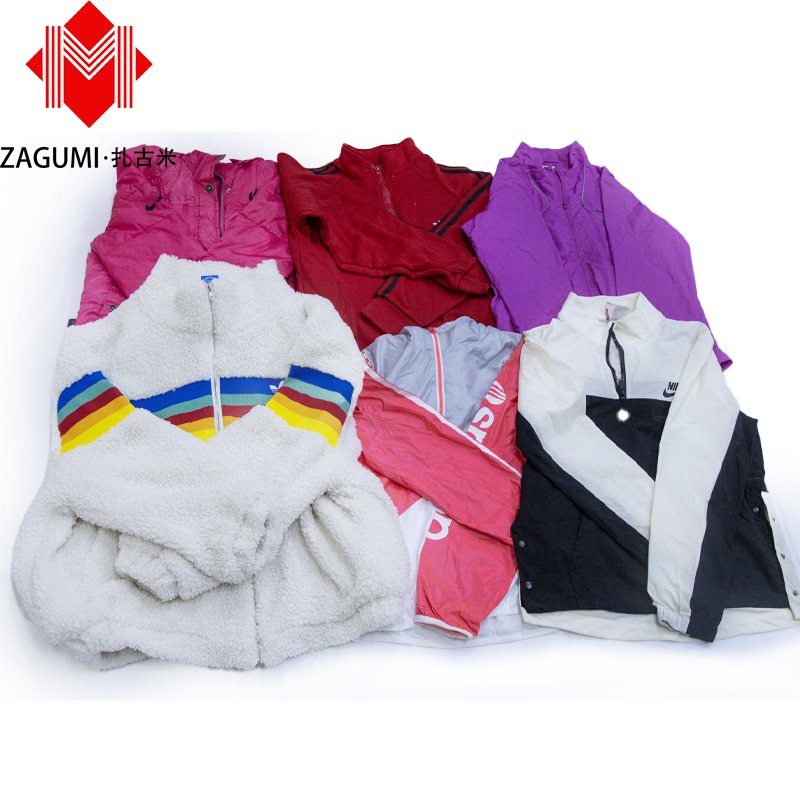 Premium Quality 100kg Bale Japan Used Sports Branded Vintage Clothes Outdoor Clothes Bales Used Clothes Branded