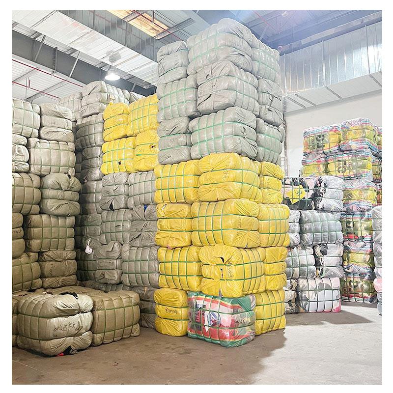 wholesale High Clean Neated 100% wool men's Plain Dyed winter Sweaters used clothes mixed in low Kilogram bales for South Africa
