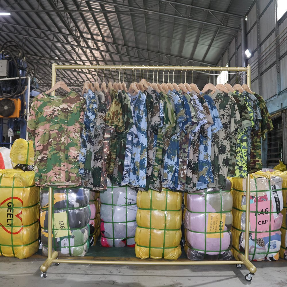 Factory wholesales used clothes mixed bales clothes camo tshirts bundle 2nd hand used clothing