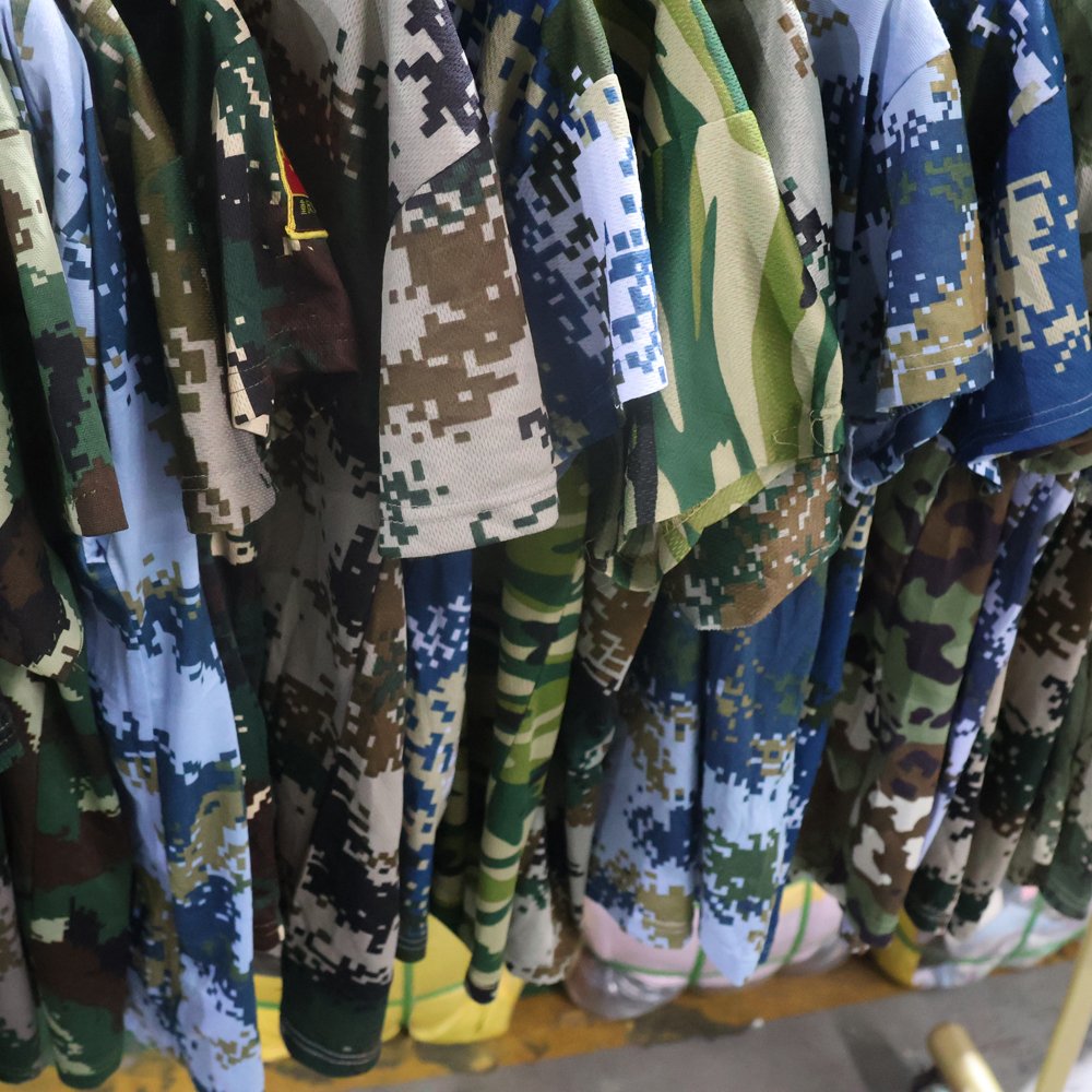 Factory wholesales used clothes mixed bales clothes camo tshirts bundle 2nd hand used clothing
