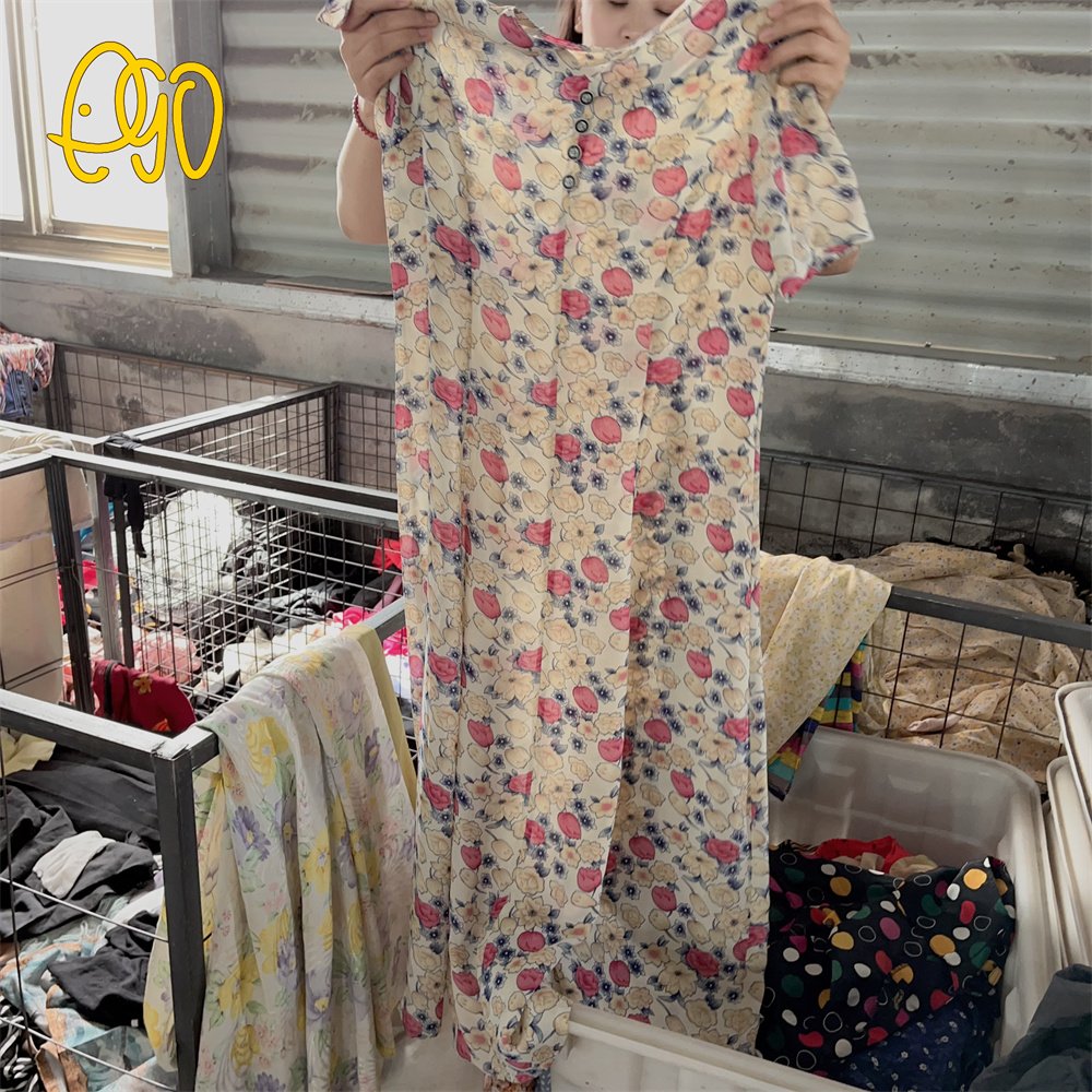 Used Ladies Silk Dresses Second Hand Ladies Silk Dresses in Bales Used Summer Clothes Wholesale Cheap Clothing Supplier