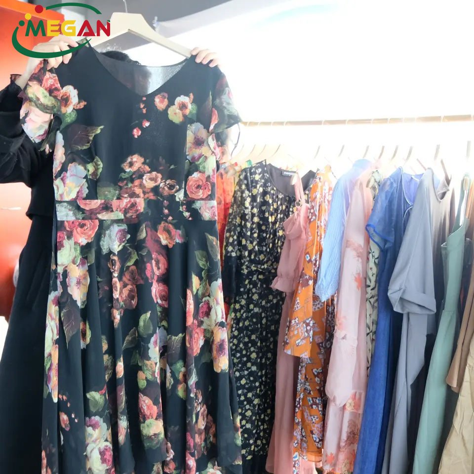 Megan Almost New Canada Maxi 45kg Premium Silk Dresses Elegant Vip Bales Women Used Clothes In Bulk