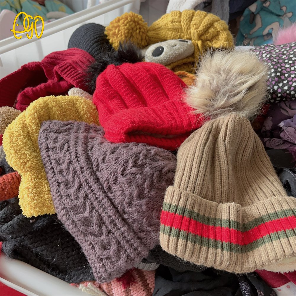Whole Sale Used Winter Hats for Ladies Second Hand Winter Hats for Men in Bales Clothes Accessories Mixed Colours Clothing