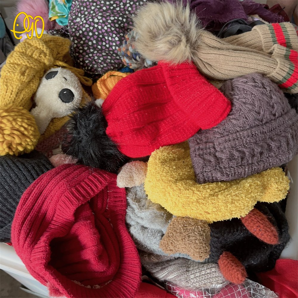 Whole Sale Used Winter Hats for Ladies Second Hand Winter Hats for Men in Bales Clothes Accessories Mixed Colours Clothing