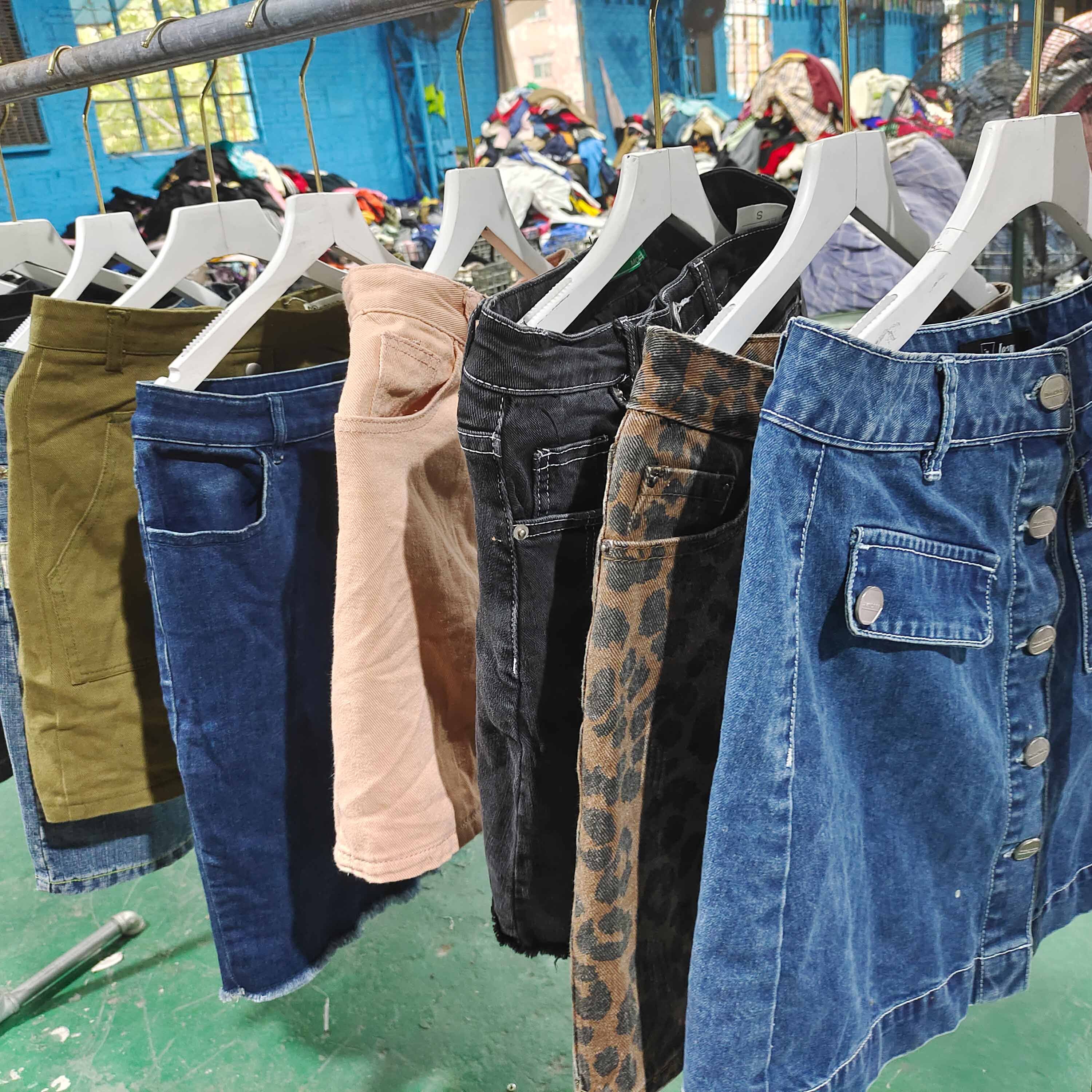 High Quality Branded Bea Women Second Hand Clothing used skirts Korean Used Clothes bales