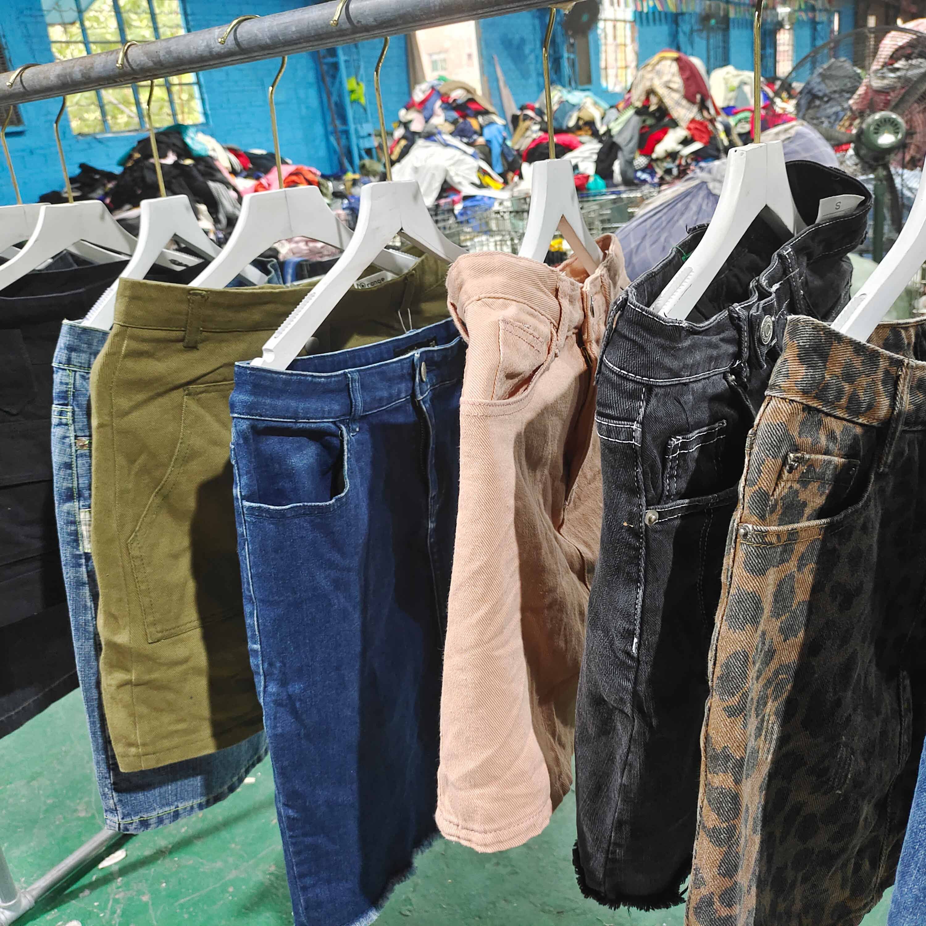 High Quality Branded Bea Women Second Hand Clothing used skirts Korean Used Clothes bales