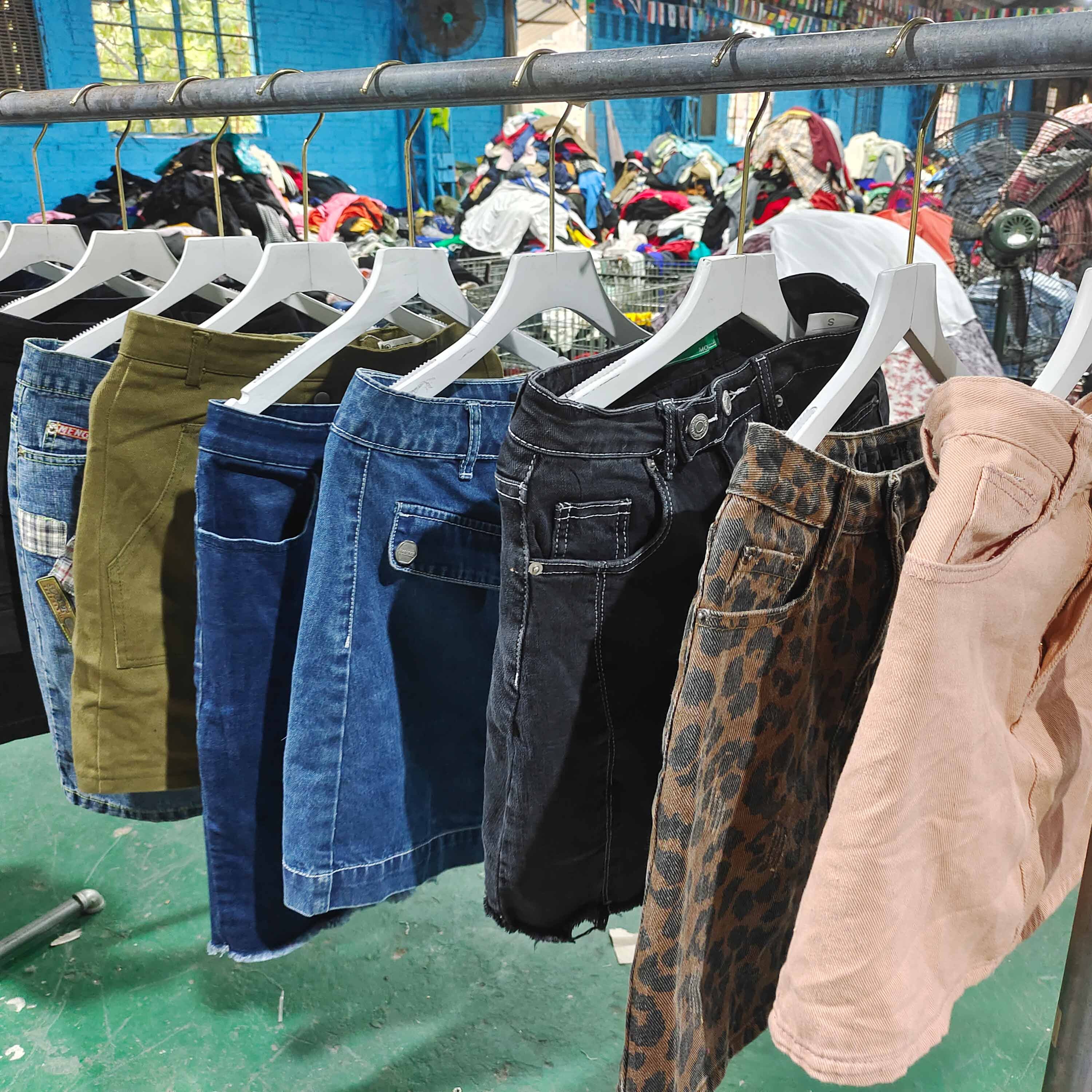 High Quality Branded Bea Women Second Hand Clothing used skirts Korean Used Clothes bales