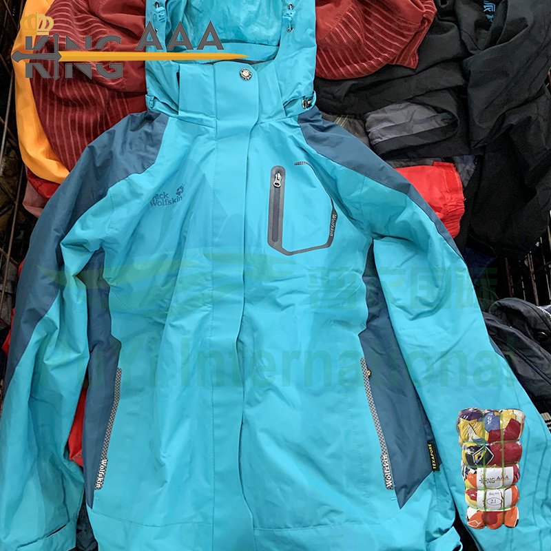 Premium used clothes best quality clothing bales boutique store second hand outdoor jacket