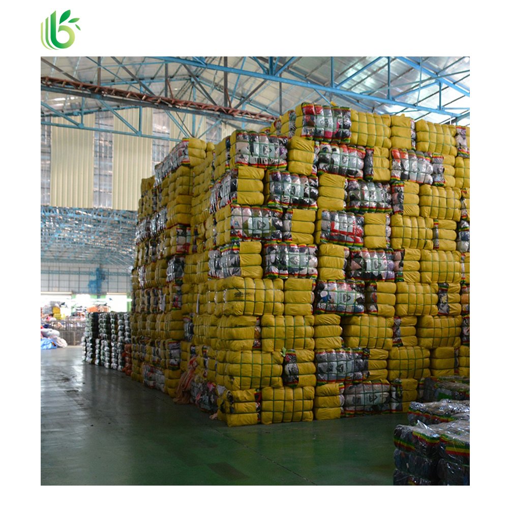 The Weight Of The Mixed Package Is From 45 Kg To 100 Kg, Cheap Price Ball Clothes Use Fist Class