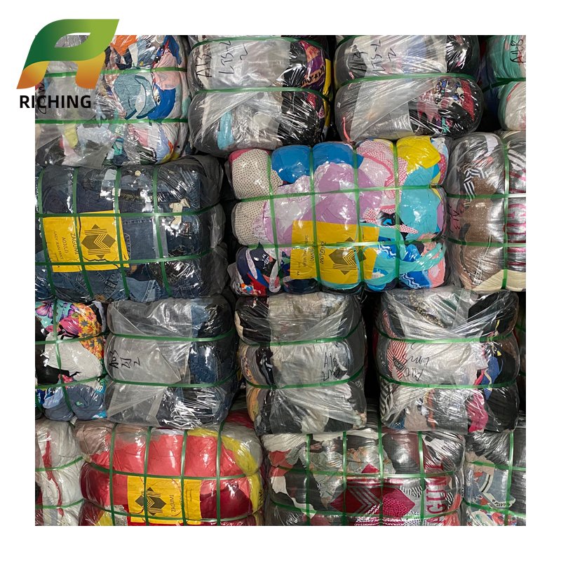 A grade used second hand clothing bales 100kg and prices from uk grade one