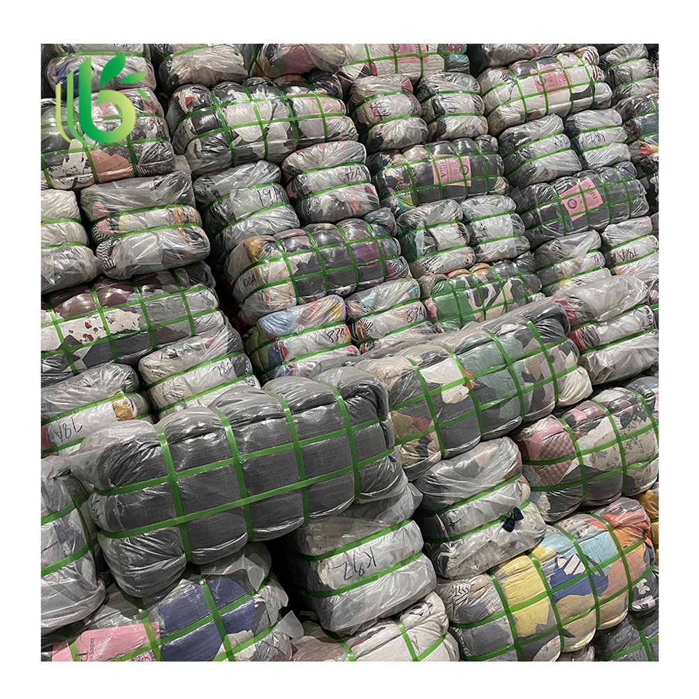 Orignal And Clean Bale Bundle Korea, Cheap Price Supplier Bales Used Clothes Branded