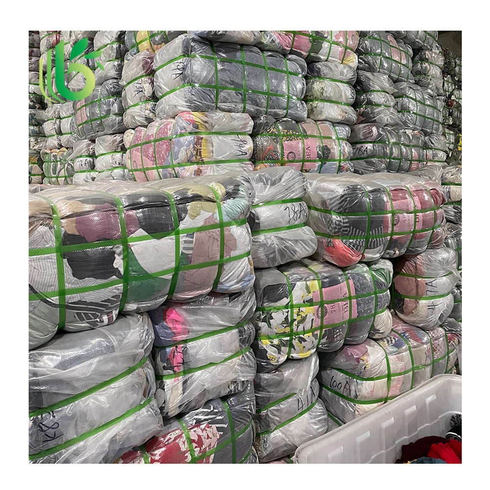Orignal And Clean Bale Bundle Korea, Cheap Price Supplier Bales Used Clothes Branded